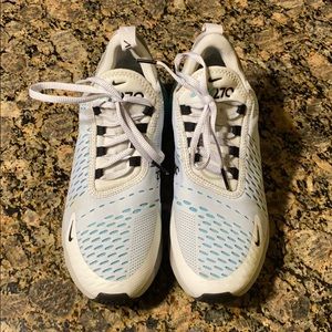 Nike AirMax270